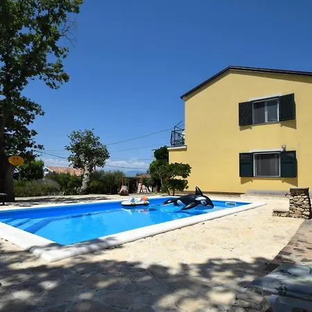 펜션 Holiday Nikola *