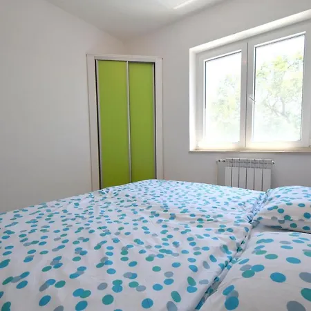 Semesterbostad Holiday Nikola *